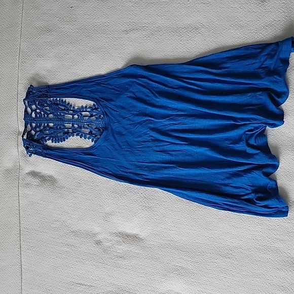 Seductions Crochet Back Tank Top - Picture 4 of 6